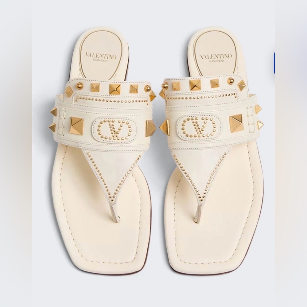 Valentino Garavani Plaster Caster Thong Sandals